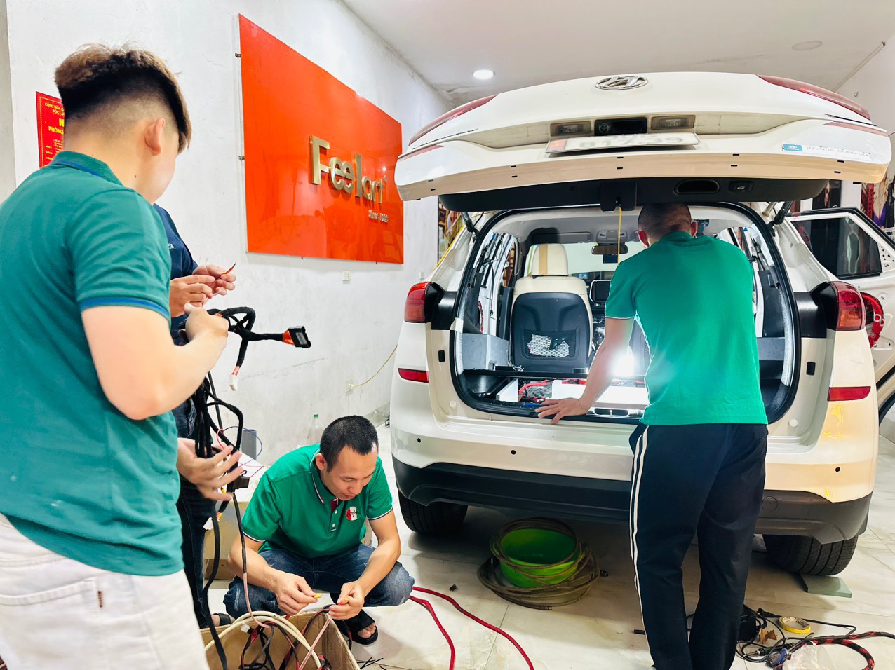 đào tạo âm thanh xe hơi 2024