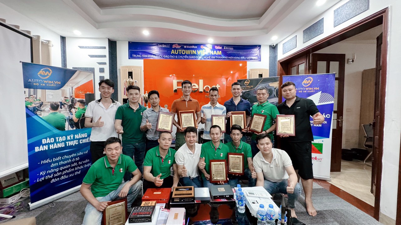 đào tạo âm thanh xe hơi 2024