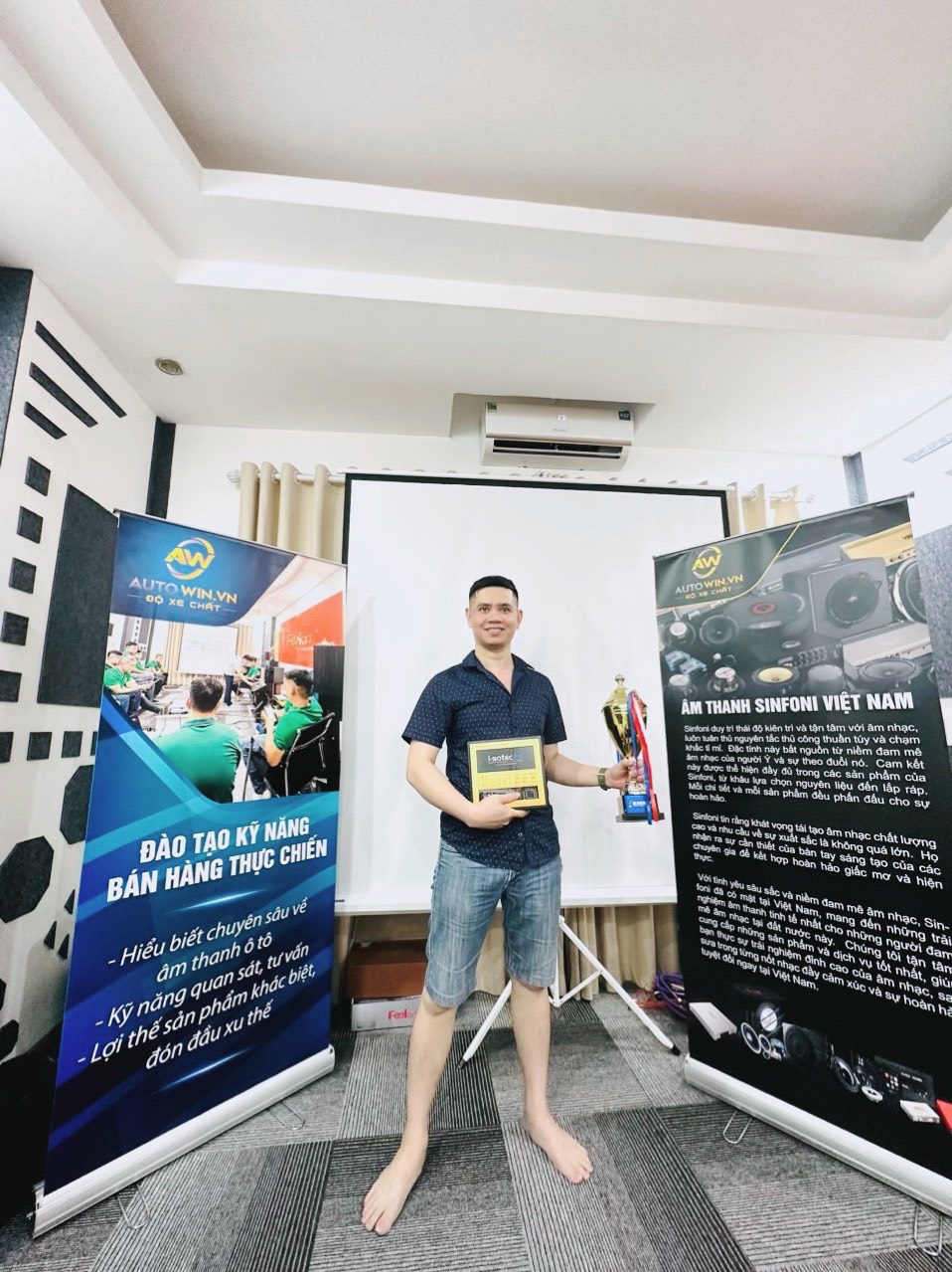 đào tạo âm thanh xe hơi 2024